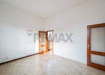 Stanza vuota - Quadrilocale via Marconi
 
15, Commessaggio - foto 34