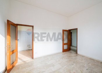 Stanza vuota - Quadrilocale via Marconi
 
15, Commessaggio - foto 35