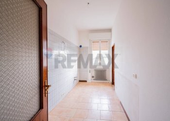 Stanza vuota - Quadrilocale Via Marconi
 
15, Commessaggio - foto 24