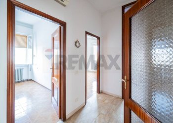 Hall / corridoio - Quadrilocale Via Marconi
 
15, Commessaggio - foto 27