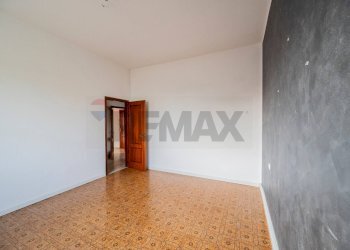 Stanza vuota - Quadrilocale Via Marconi
 
15, Commessaggio - foto 33