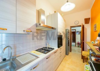 Cucina - Quadrilocale Via Marconi
 
15, Commessaggio - foto 16