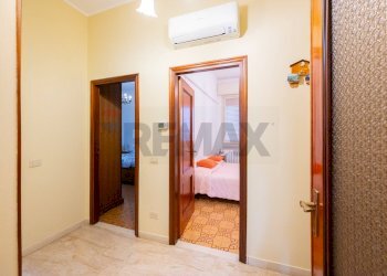 Hall / corridoio - Quadrilocale Via Marconi
 
15, Commessaggio - foto 21