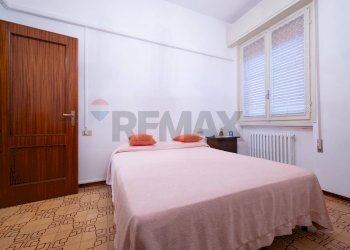 Camera / camera da letto - Quadrilocale Via Marconi
 
15, Commessaggio - foto 25