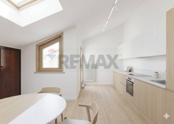Cucina - Three-room apartment Via Indipendenza
 
19, Viadana - photo 12