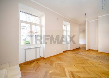 Stanza vuota - Quadrilocale Via Coroneo
 
21, Trieste - foto 9