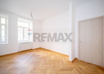 Stanza vuota - Quadrilocale Via Coroneo
 
21, Trieste - foto 21