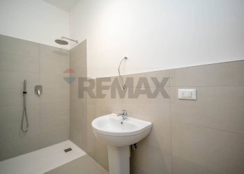 Bagno - Quadrilocale Via Coroneo
 
21, Trieste - foto 27