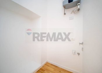 Stanza vuota - Bilocale Via Coroneo
 
21, Trieste - foto 9