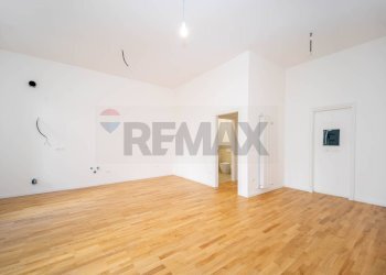 Stanza vuota - Monolocale Via Coroneo
 
21, Trieste - foto 7