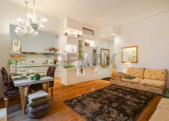 Sala da pranzo - Trilocale Via Del Canale Piccolo
 
2, Trieste - foto 4