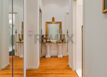 Hall / corridoio - Trilocale Via Del Canale Piccolo
 
2, Trieste - foto 9