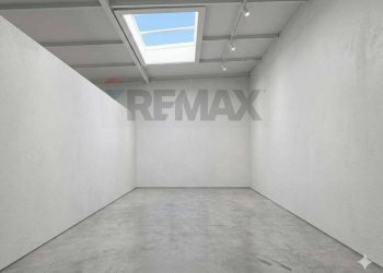 Stanza vuota - Magazzino via manzoni
 
15, Trieste - foto 4