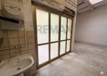 Bagno - Magazzino via manzoni
 
15, Trieste - foto 6