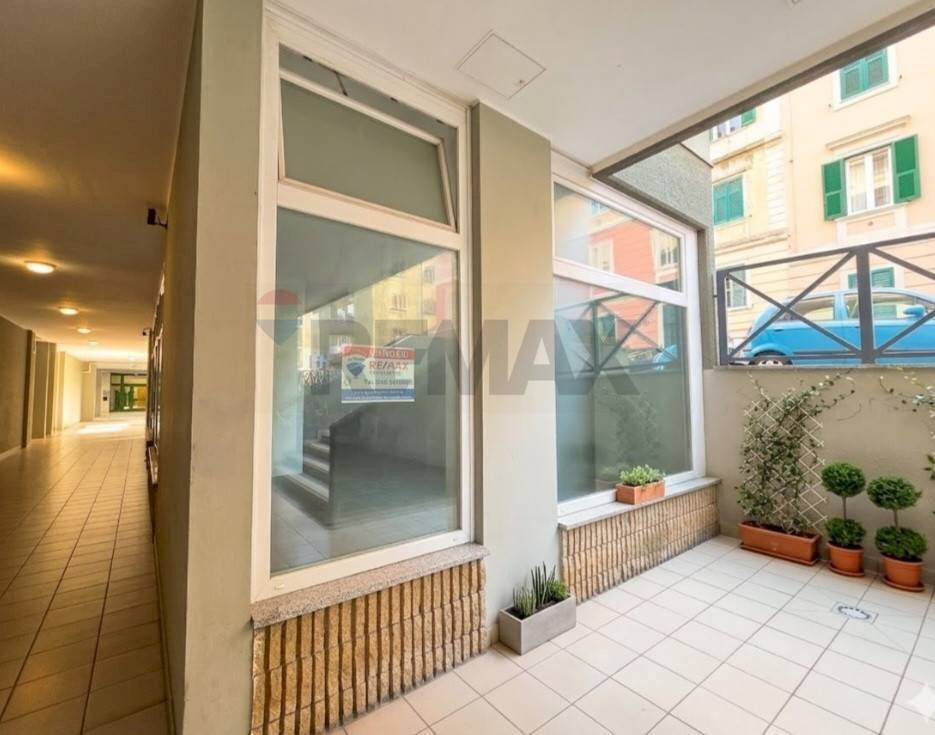 Terrazza - Locale Commerciale via Ponzanino
 
12/A, Trieste - foto 1