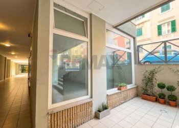 Terrazza - Locale Commerciale via Ponzanino
 
12/A, Trieste - foto 1