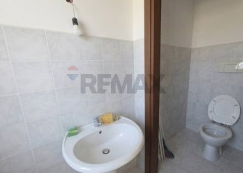 Bagno - Locale Commerciale via Ponzanino
 
12/A, Trieste - foto 6