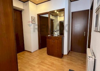 Hall / corridoio - Three-room apartment Piazza Tra I Rivi
 
6, Trieste - photo 7