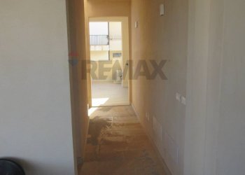 Hall / corridoio - Quadrilocale via peonia, Noto - foto 7