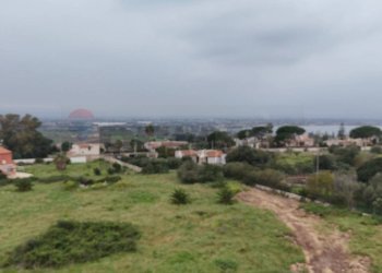 Vista delle montagne - Agricultural land Via Isola, Siracusa - photo 2