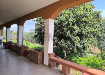 Terrazza - Villa strada monasteri
 
20, Floridia - photo 4