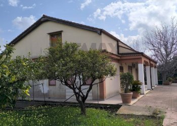 Casa all\'aperto - Villa strada monasteri
 
20, Floridia - photo 6