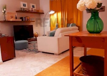 Soggiorno - Quadrilocale viale Santa Panagia
 
136, Siracusa - foto 3