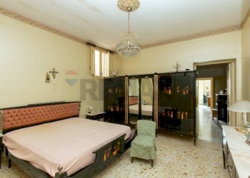 Camera / camera da letto - Quadrilocale largo Monreale
 
4, Lentini - foto 12