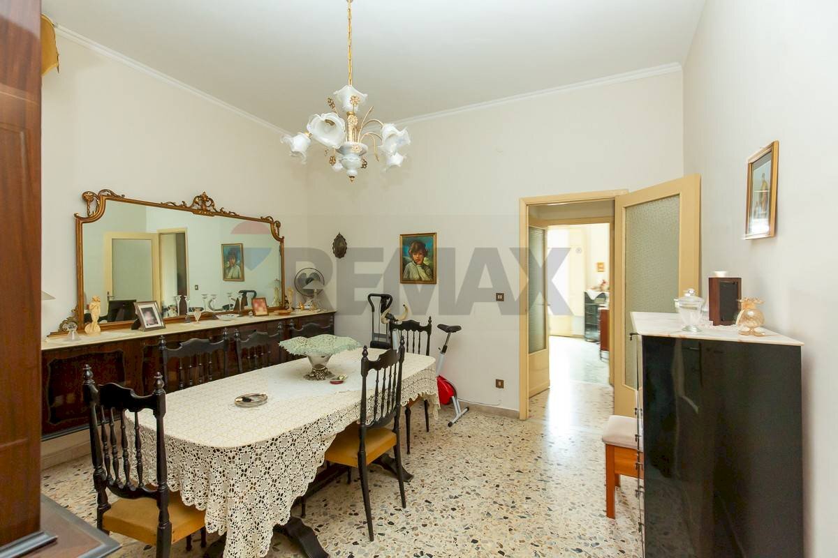 Sala da pranzo - Quadrilocale via tindari
 
44, Lentini - foto 2