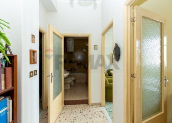 Hall / corridoio - Quadrilocale via tindari
 
44, Lentini - foto 6