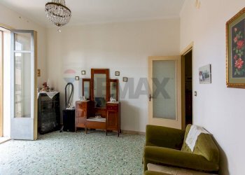 Soggiorno - Quadrilocale via tindari
 
44, Lentini - foto 11