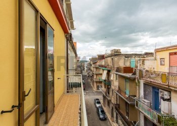 Balcone - Quadrilocale via tindari
 
44, Lentini - foto 21