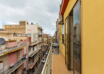 Balcone - Quadrilocale via tindari
 
44, Lentini - foto 22