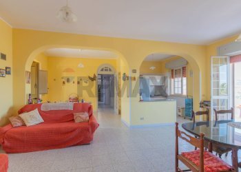 Sala da pranzo - Casa semi indipendente Contrada Morghella, Pachino - foto 6