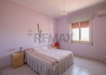 Camera / camera da letto - Casa semi indipendente Contrada Morghella, Pachino - foto 13