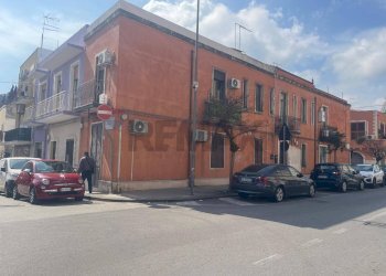 Edificio all\'aperto - Bilocale viale Teocrito
 
57, Siracusa - foto 1