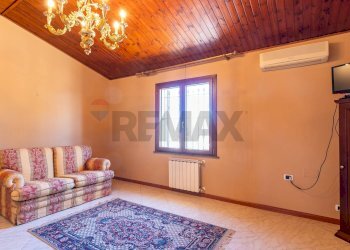 Soggiorno - Villa Via Serpaolo
 
16, Augusta - foto 30