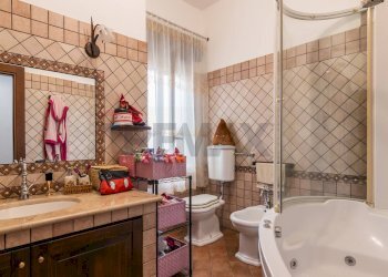 Bagno - Apartment Via dei Servi di Maria
43, Siracusa - photo 16