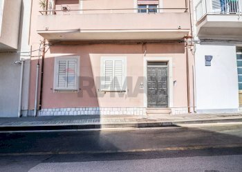 Edificio all\'aperto - Casa indipendente Via Cialdini 59, Pachino - foto 3