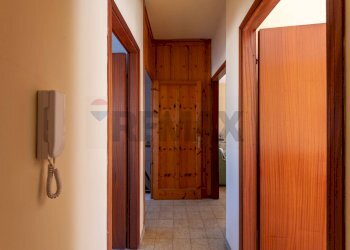Hall / corridoio - Casa indipendente Via Cialdini 59, Pachino - foto 50