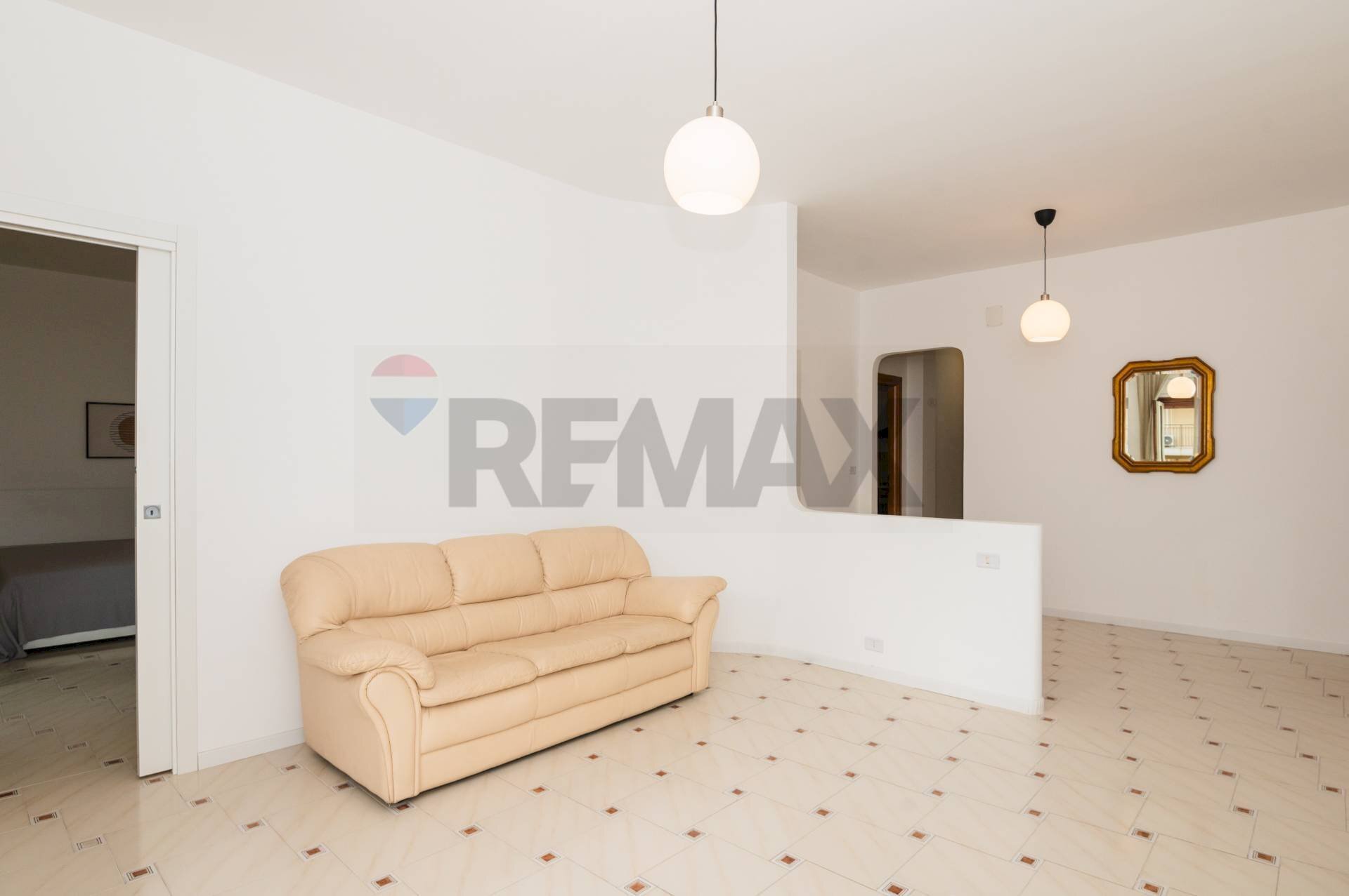 Soggiorno - Quadrilocale VIA LENTINI
 
67, Siracusa - foto 3