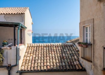 Terrazza - Trilocale VIA VITTORIO VENETO
 
94, Siracusa - foto 7