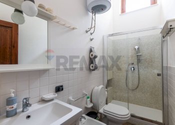 Bagno - Trilocale VIA VITTORIO VENETO
 
94, Siracusa - foto 13