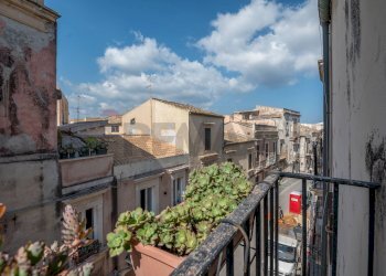Balcone - Trilocale VIA VITTORIO VENETO
 
94, Siracusa - foto 15