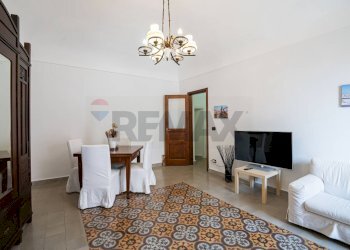 Sala da pranzo - Trilocale VIA VITTORIO VENETO
 
94, Siracusa - foto 24
