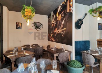 Sala da pranzo - Attività Commerciale Viale Teocrito
snc, Siracusa - foto 7