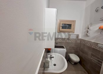 Bagno - Bilocale Viale Eolie
 
8, Noto - foto 12