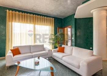 Soggiorno - Villa via giuseppe motta
14, Avola - photo 10