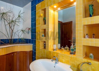 Bagno - Villa via giuseppe motta
14, Avola - photo 31