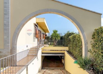 rampa carrabile - Villa via giuseppe motta
14, Avola - photo 59